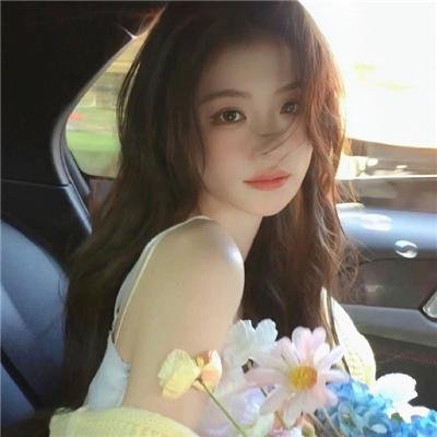 我的隐藏大佬身份被曝光了